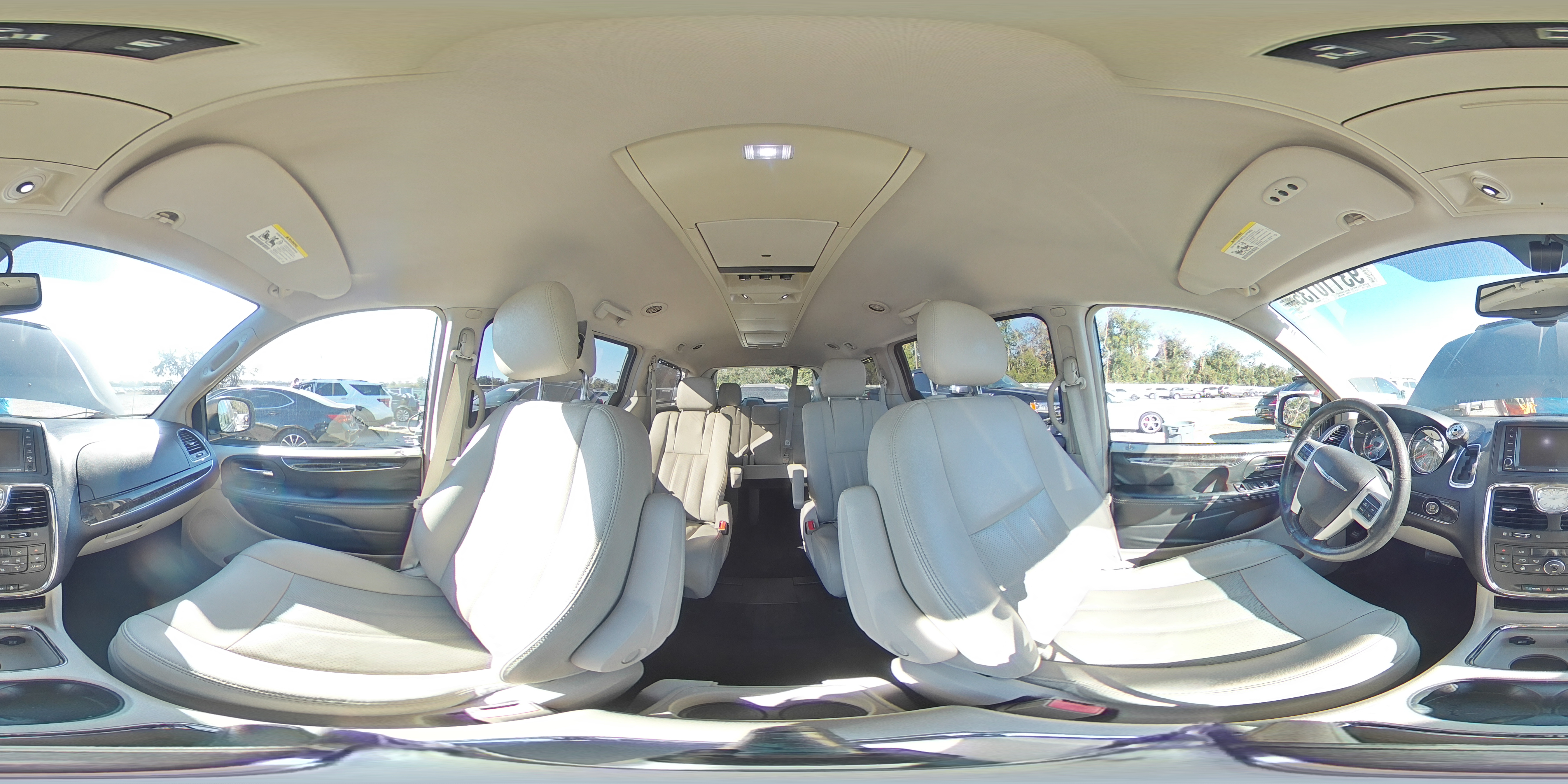 2015 Chrysler Town & Country Touring L VIN: 2C4RC1CG6FR521381 Lot: 93110135