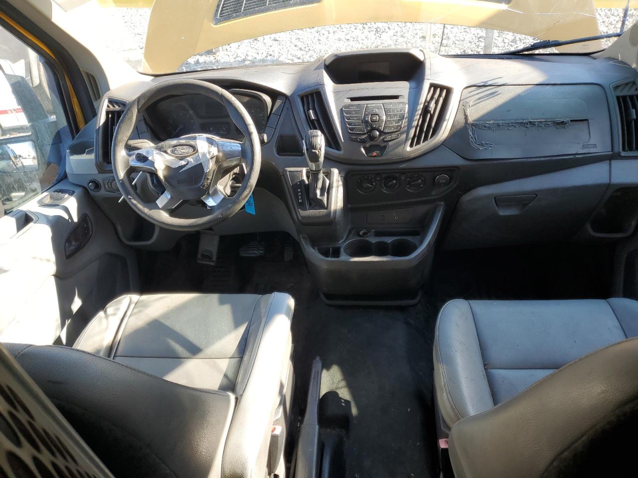 2015 Ford Transit T-250 VIN: 1FTNR2ZM4FKA77979 Lot: 89849815