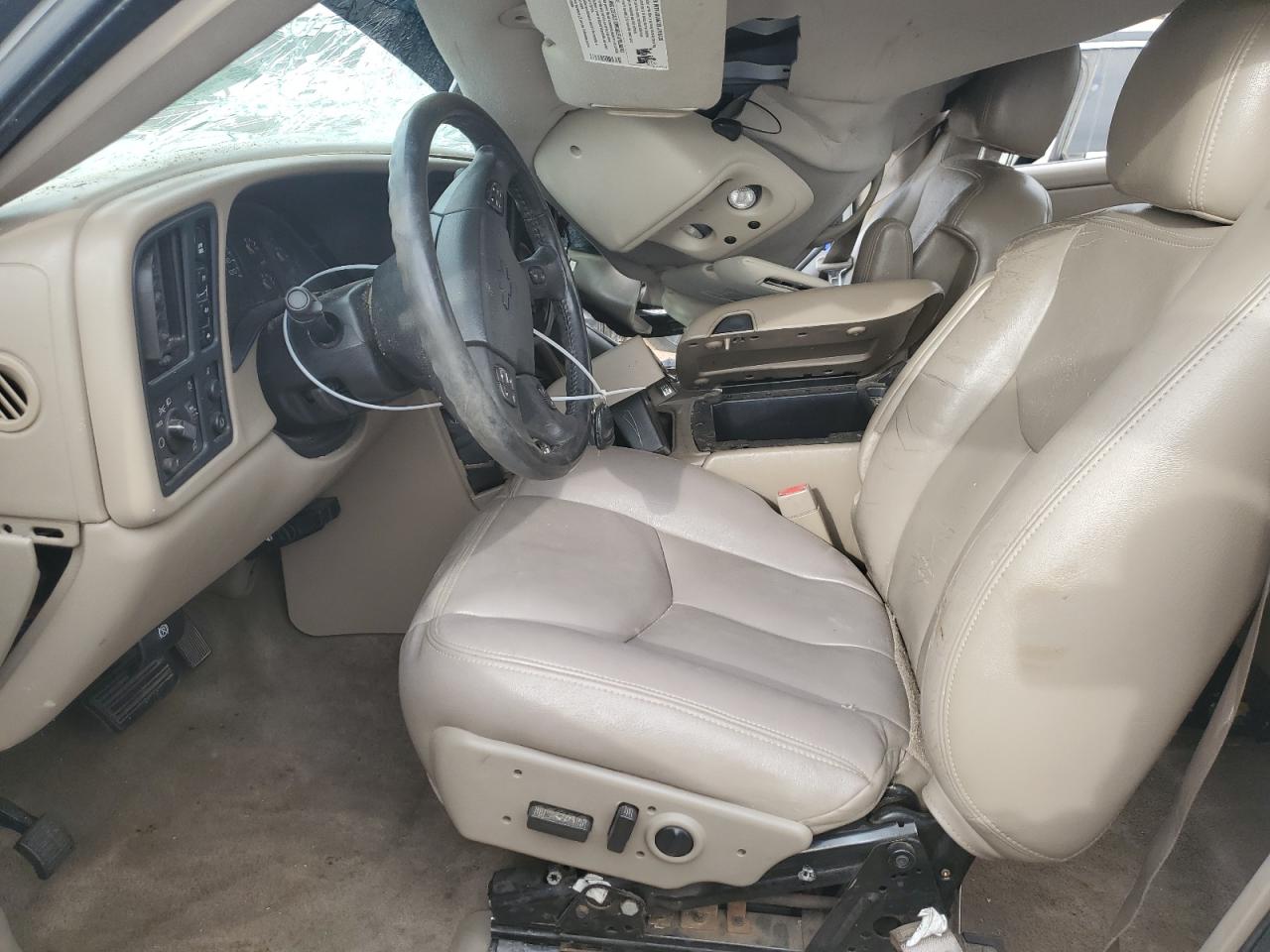 2006 Chevrolet Silverado K1500 VIN: 2GCEK13T661158240 Lot: 90275545