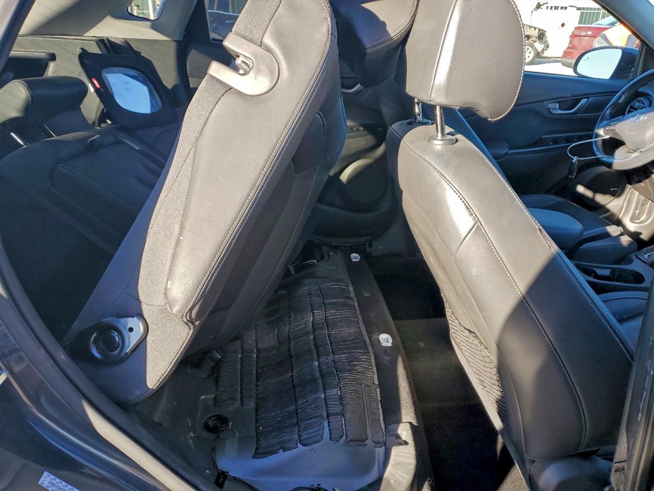 2021 Hyundai Kona Limited VIN: KM8K33A59MU666490 Lot: 94640055