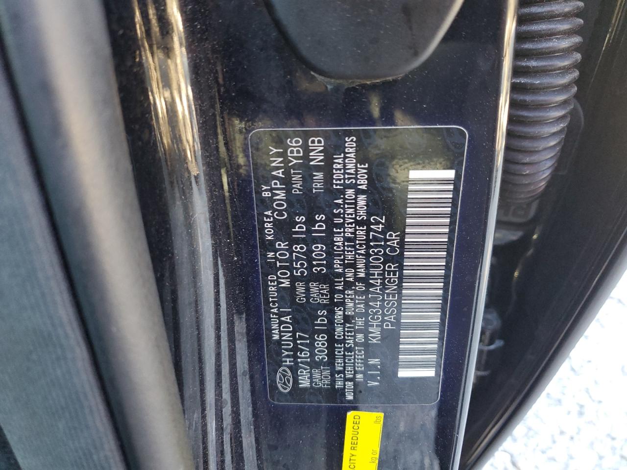 2017 Genesis G90 Premium VIN: KMHG34JA4HU031742 Lot: 91740965