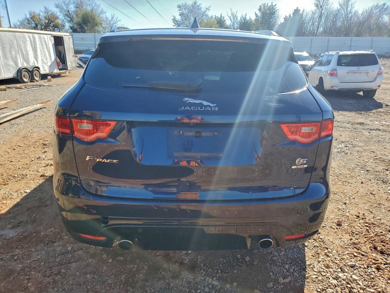 2017 Jaguar F-Pace S VIN: SADCM2BV2HA095502 Lot: 92815495