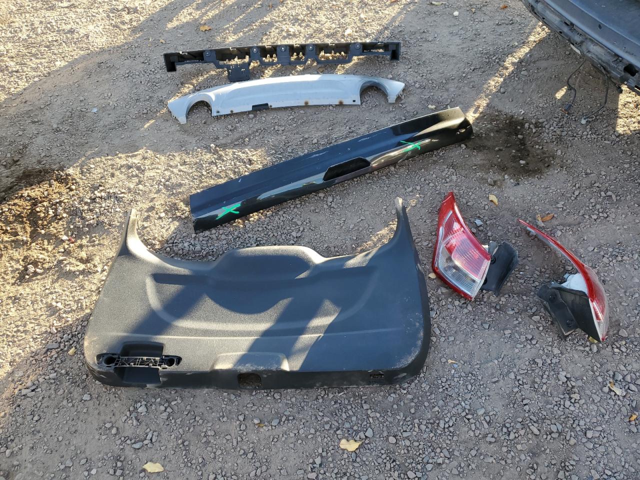 2015 Ford Escape Titanium VIN: 1FMCU9JXXFUA06662 Lot: 92945865