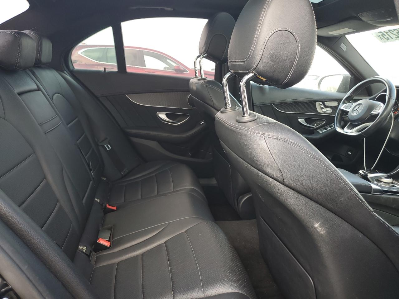 2016 Mercedes-Benz C 300 VIN: 55SWF4JB9GU098990 Lot: 92836215