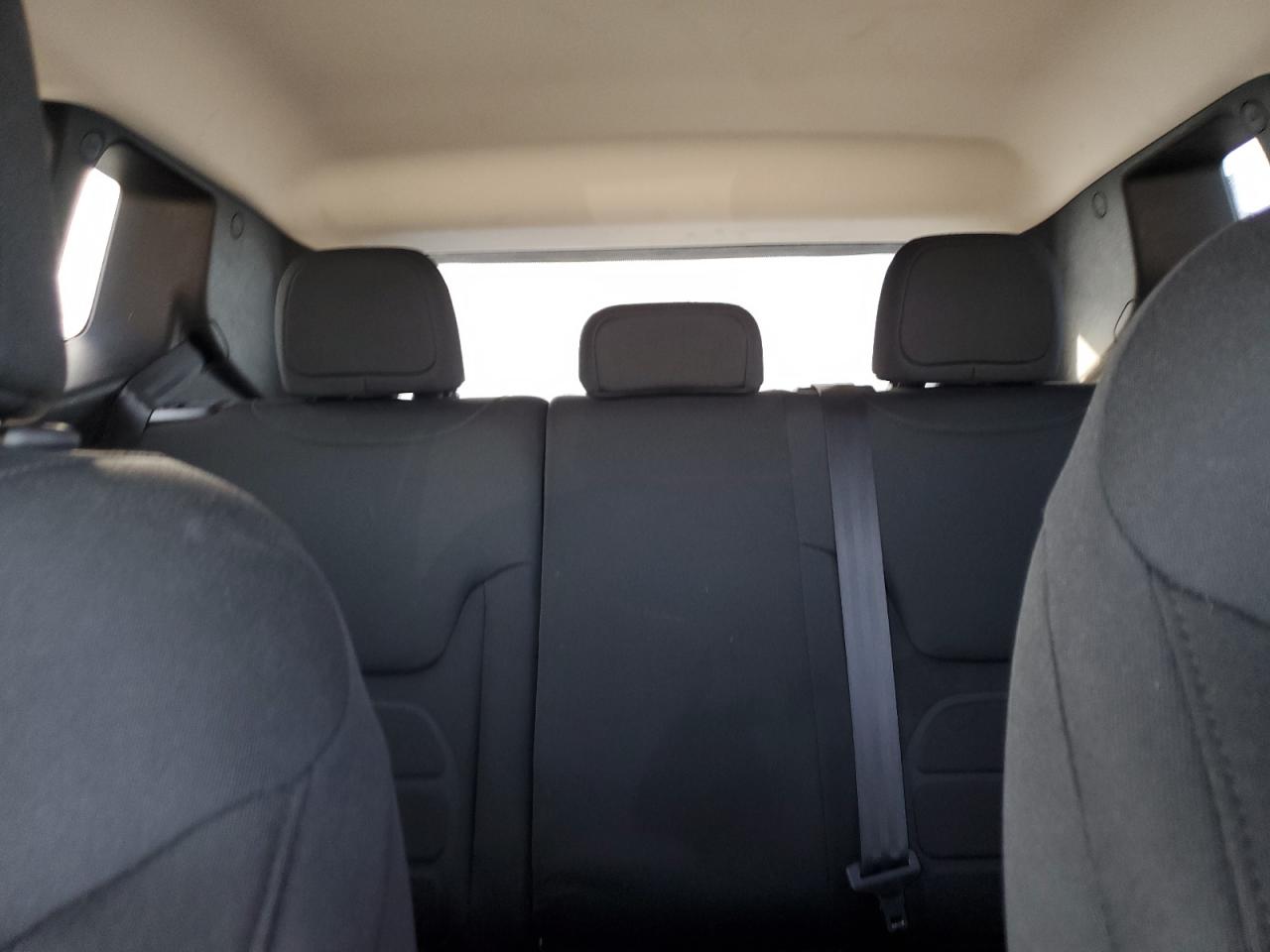 2022 Jeep Renegade Latitude VIN: ZACNJDB18NPN78104 Lot: 91609885