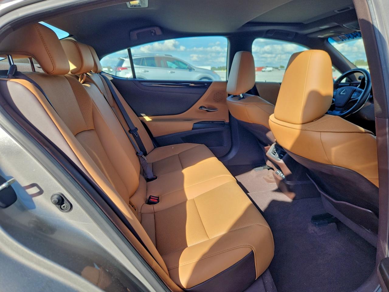 2021 Lexus Es 350 Base VIN: 58ADZ1B12MU085851 Lot: 94343415