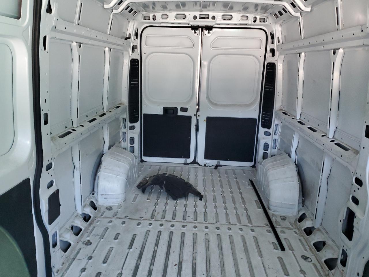 2024 Ram Promaster 2500 Delivery Van VIN: 3C6LRVDG0RE132646 Lot: 92882665