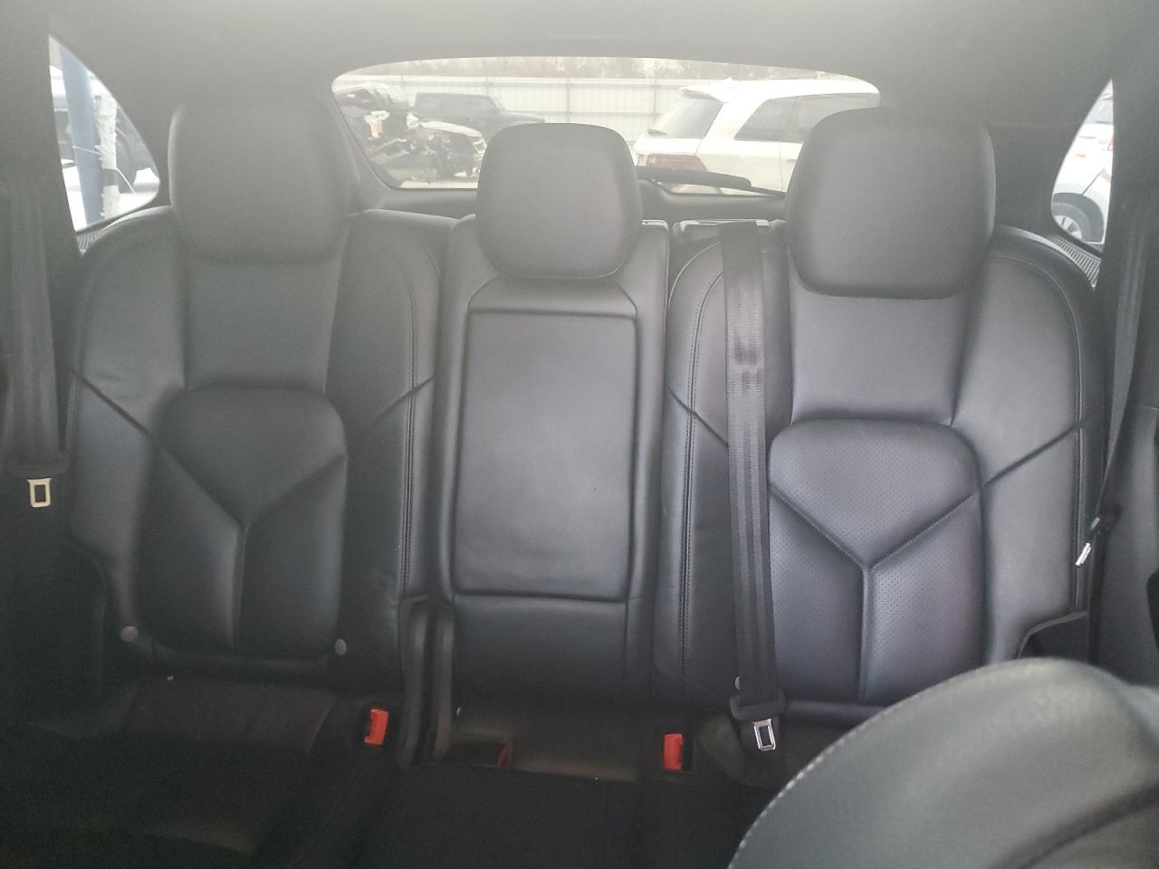 2016 Porsche Cayenne VIN: WP1AA2A20GLA10337 Lot: 90691655