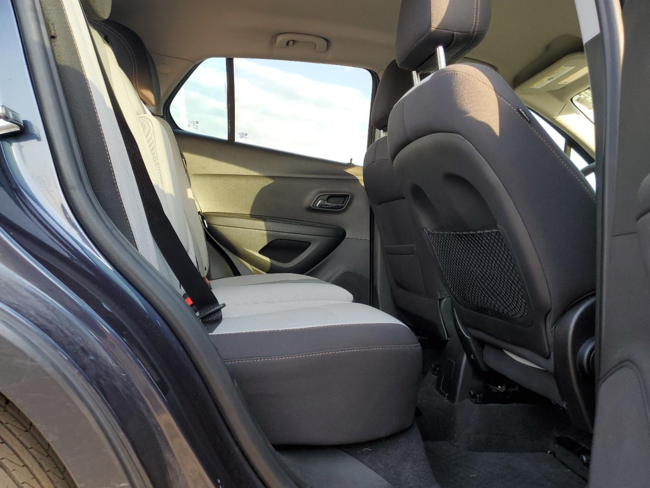 2019 Chevrolet Trax Ls VIN: 3GNCJKSB5KL117767 Lot: 92880345