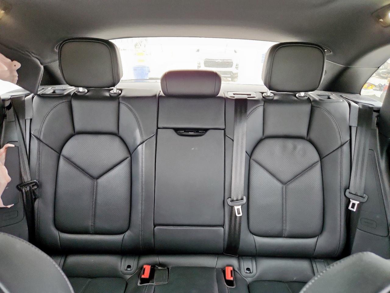 2024 Porsche Macan Base VIN: WP1AA2A57RLB07743 Lot: 93210315