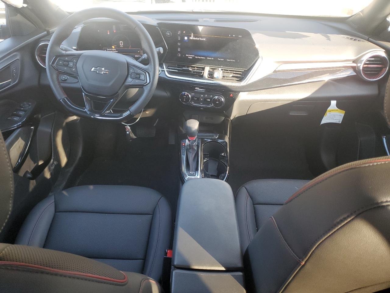 2025 Chevrolet Trax 2Rs VIN: KL77LJEP1SC289647 Lot: 92942015