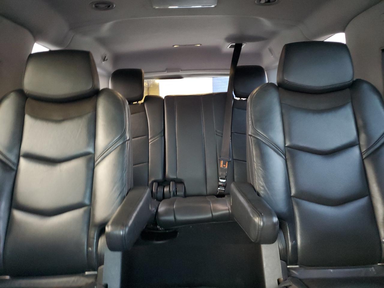 2018 Cadillac Escalade Esv Luxury VIN: 1GYS4HKJ7JR334471 Lot: 93170595