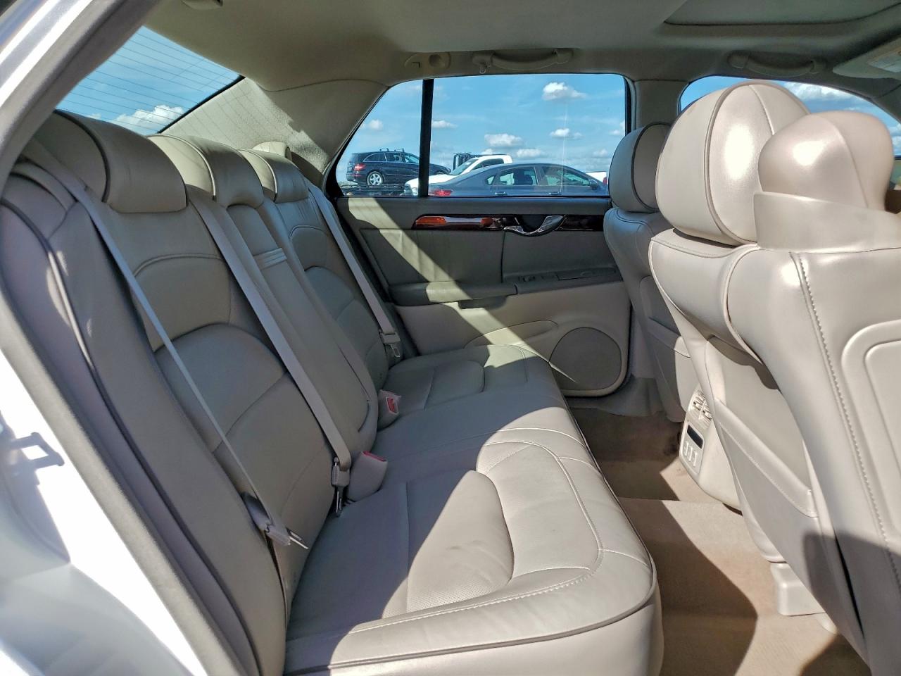 2005 Cadillac Deville VIN: 1G6KD54Y75U257699 Lot: 94406795