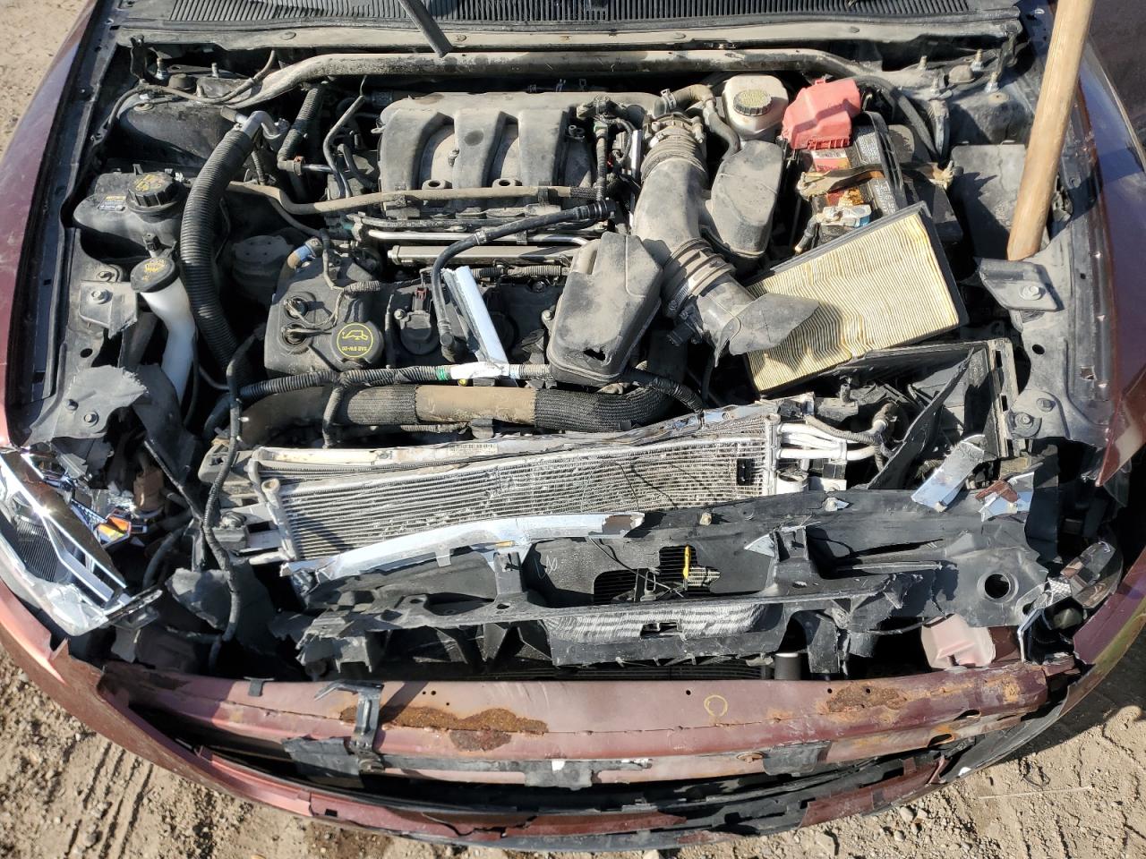 2015 Ford Taurus Sel VIN: 1FAHP2H86FG148390 Lot: 92480555