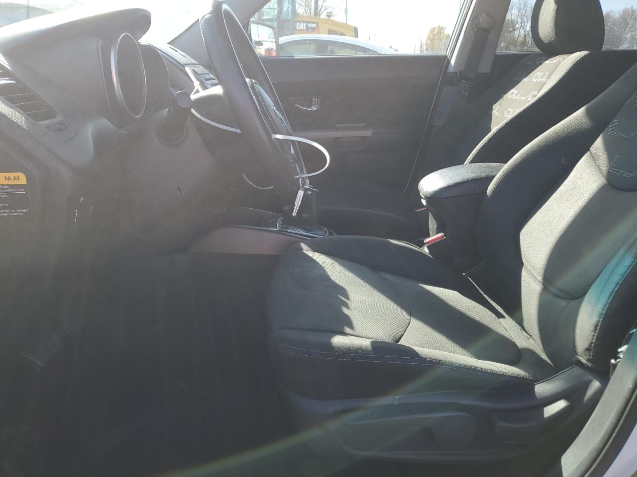 2012 Kia Soul + VIN: KNDJT2A63C7410474 Lot: 92612345