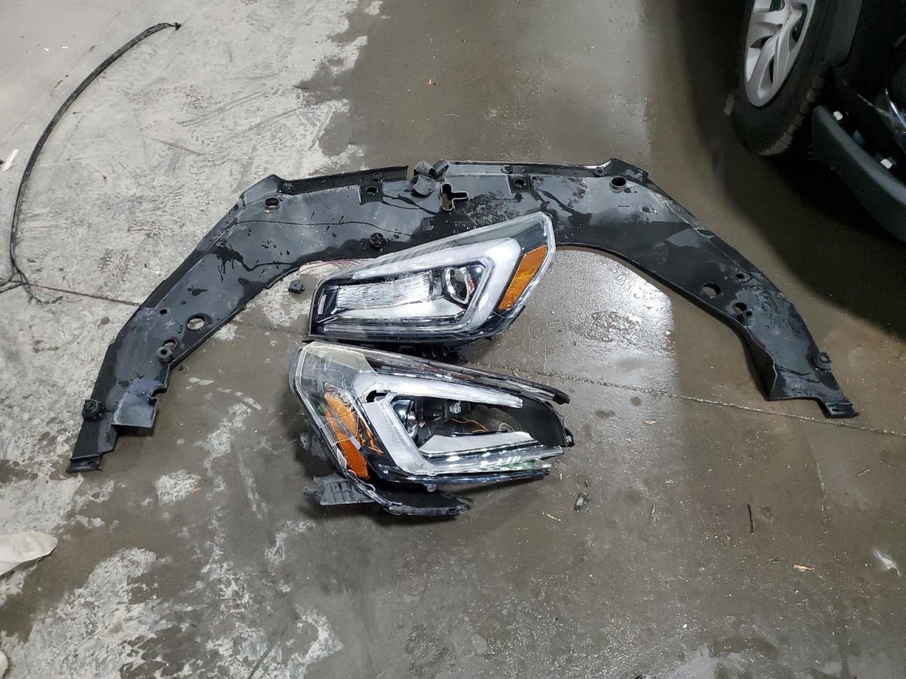 2015 GMC Acadia Denali VIN: 1GKKVTKD9FJ208056 Lot: 92513755