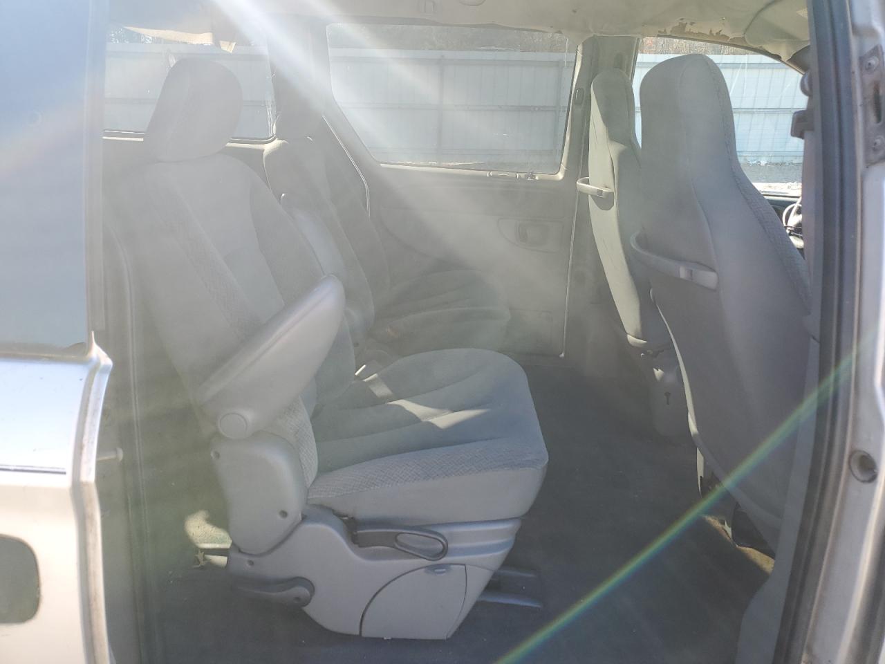 2005 Dodge Grand Caravan Se VIN: 1D4GP24R15B177900 Lot: 93466905