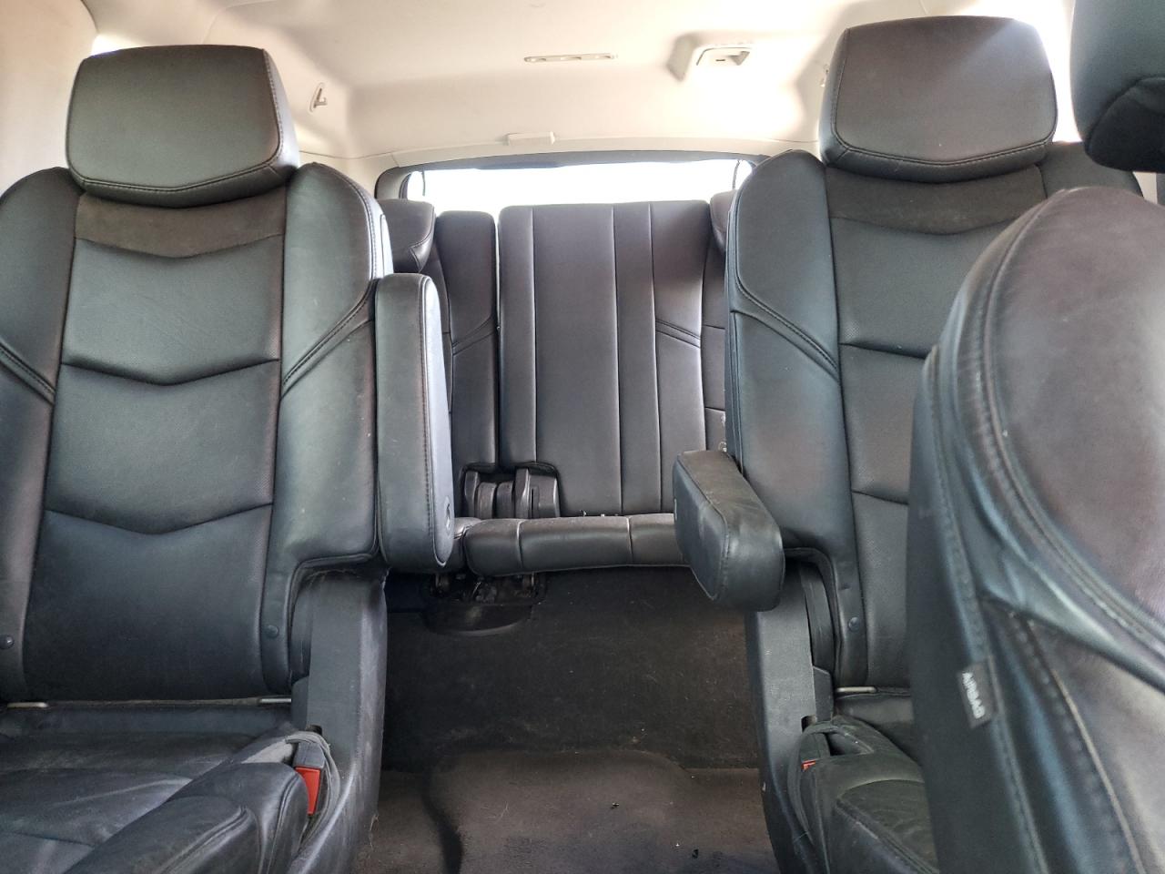 2015 Cadillac Escalade Esv VIN: 1GYS4RKJ2FR583807 Lot: 91220715