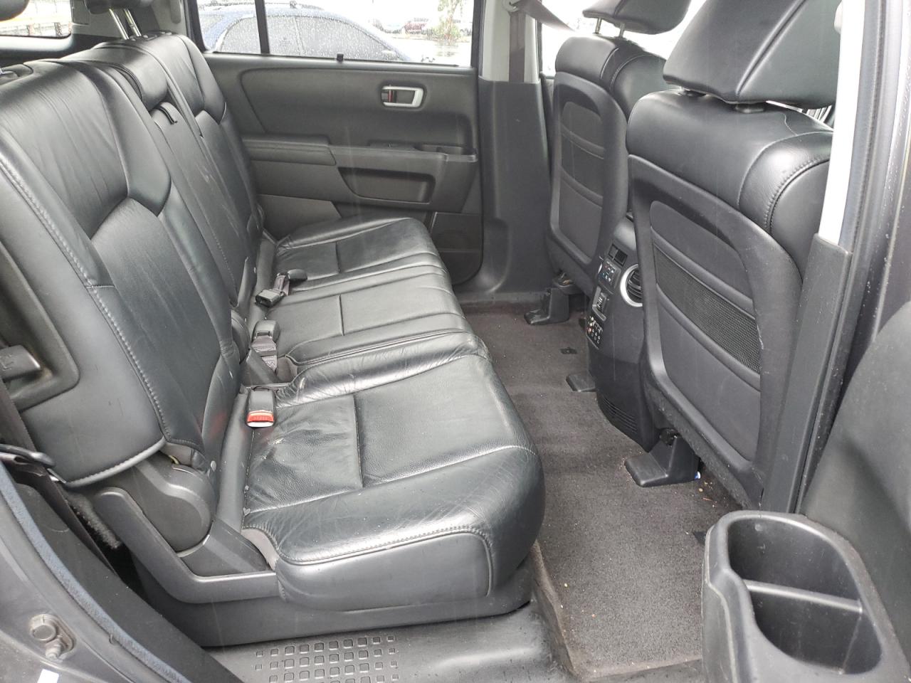 2011 Honda Pilot Touring VIN: 5FNYF4H93BB086064 Lot: 91698375