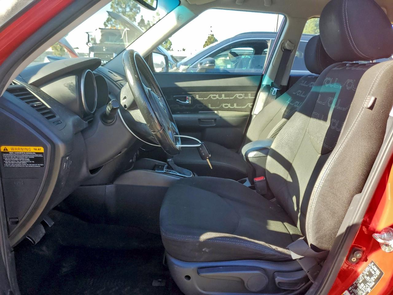 2013 Kia Soul + VIN: KNDJT2A66D7533381 Lot: 94511835