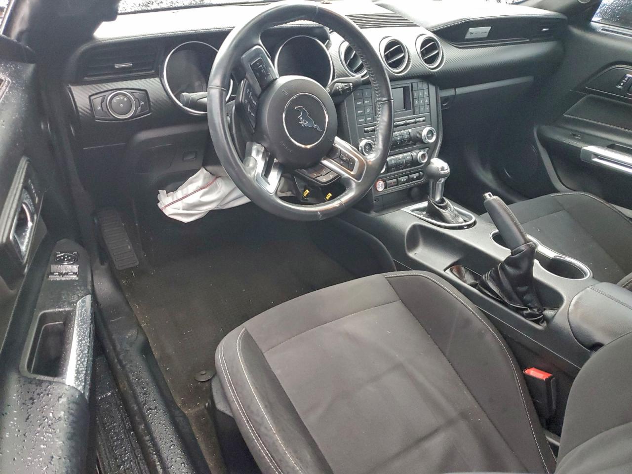 2018 Ford Mustang VIN: 1FA6P8TH5J5112079 Lot: 94637065