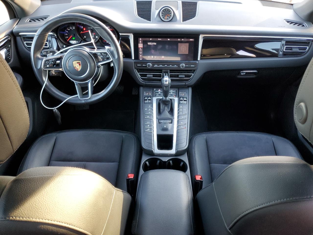 2019 Porsche Macan VIN: WP1AA2A55KLB06418 Lot: 92130035