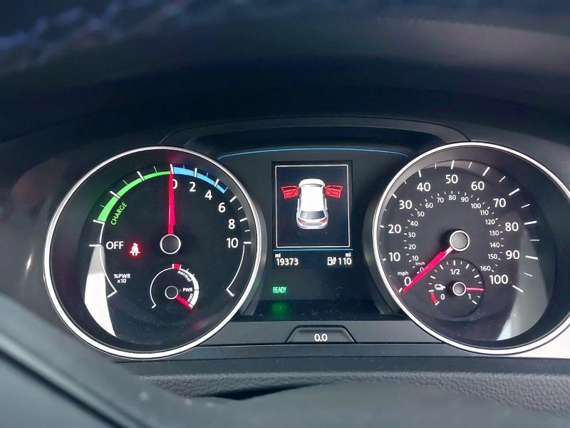 2020 VOLKSWAGEN GOLF 99KW E-GOLF 35KWH 5DR AUTO