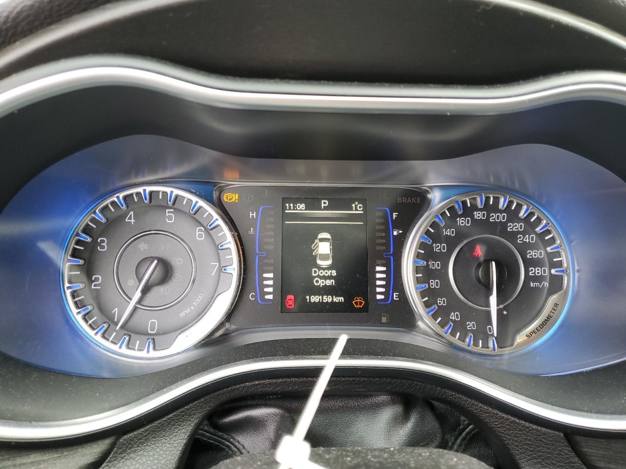 2015 Chrysler 200 Limited VIN: 1C3CCCAB6FN506731 Lot: 92703375