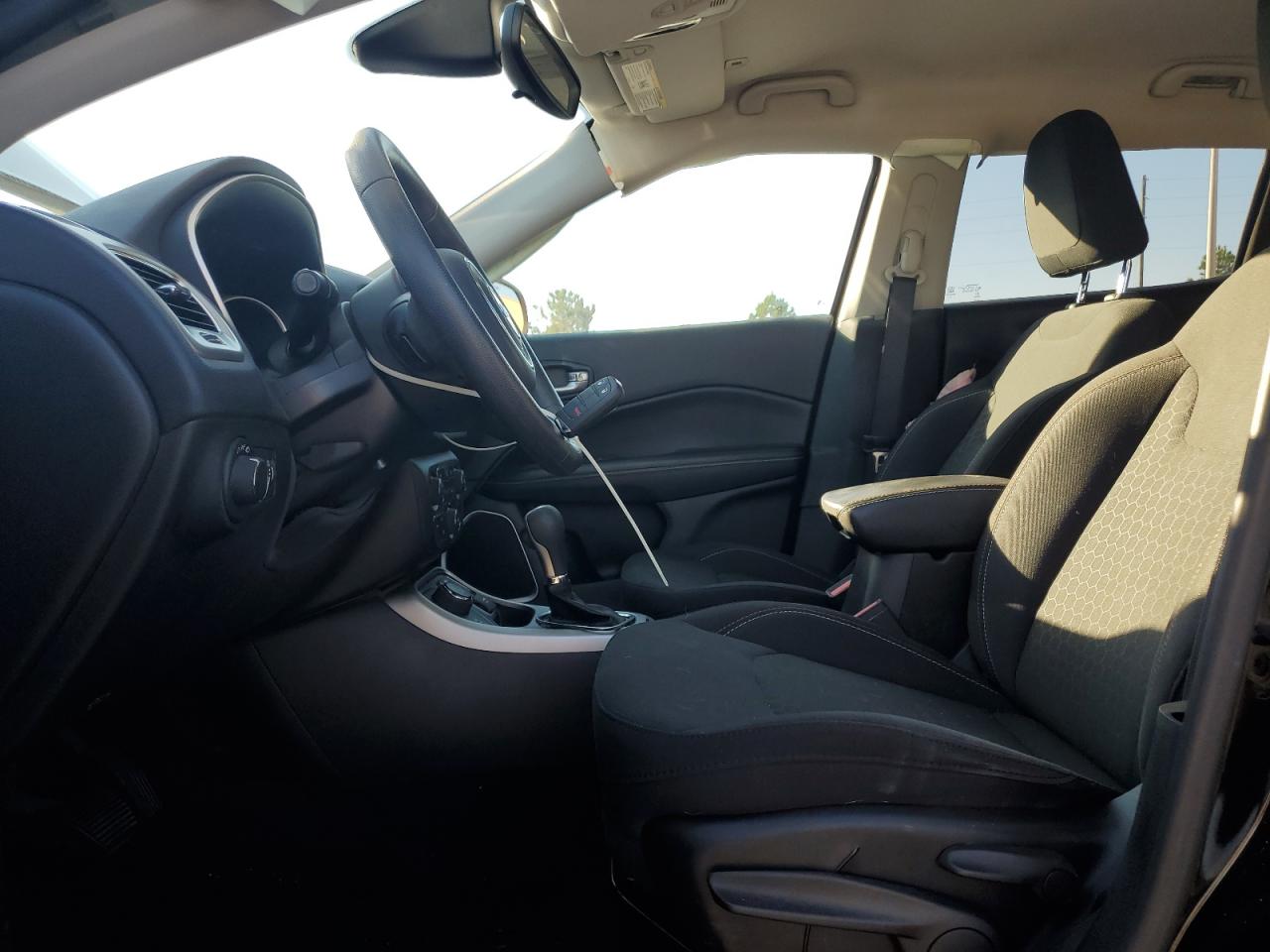 2019 Jeep Compass Sport VIN: 3C4NJDAB8KT681928 Lot: 91664355