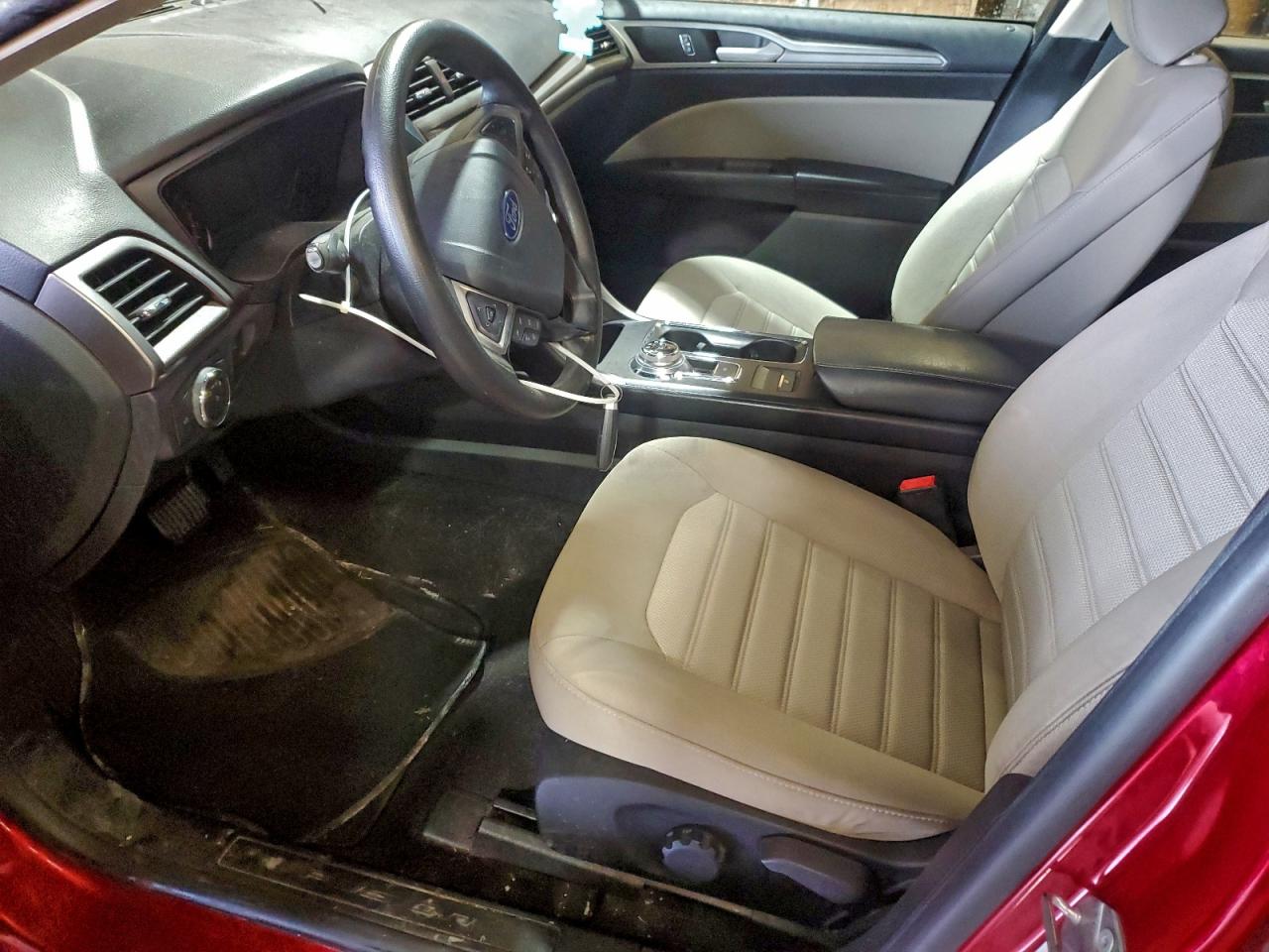 2020 Ford Fusion S VIN: 3FA6P0G73LR198074 Lot: 94282455