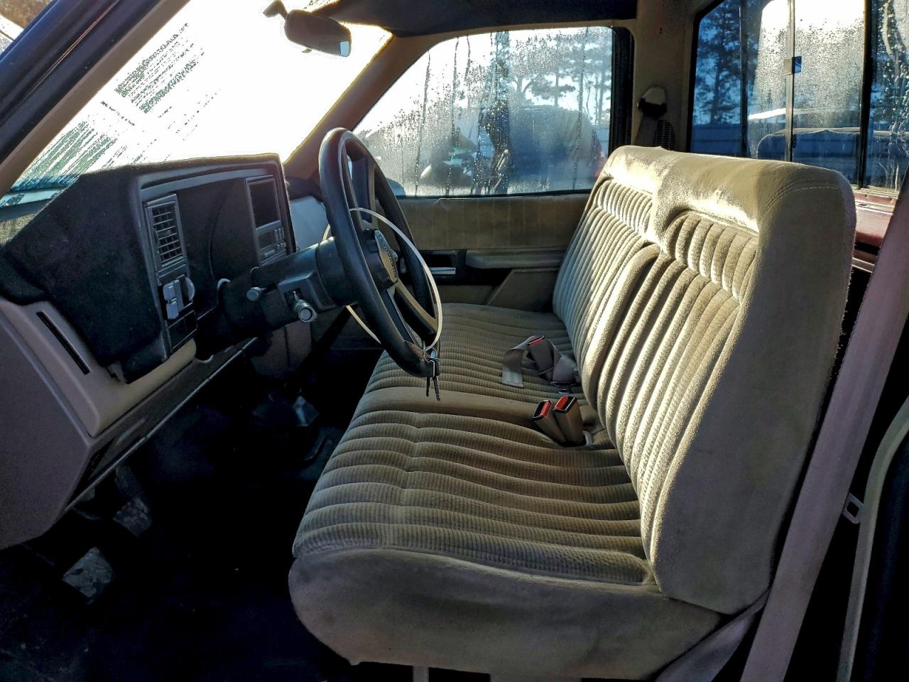 1991 Chevrolet Gmt-400 C1500 VIN: 1GCDC14K3MZ128535 Lot: 93313285