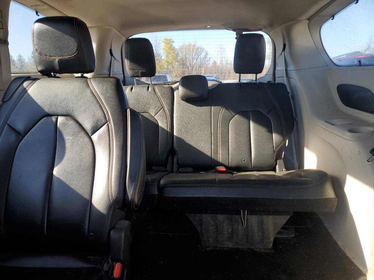 2017 Chrysler Pacifica Touring L VIN: 2C4RC1BG4HR590980 Lot: 91035265