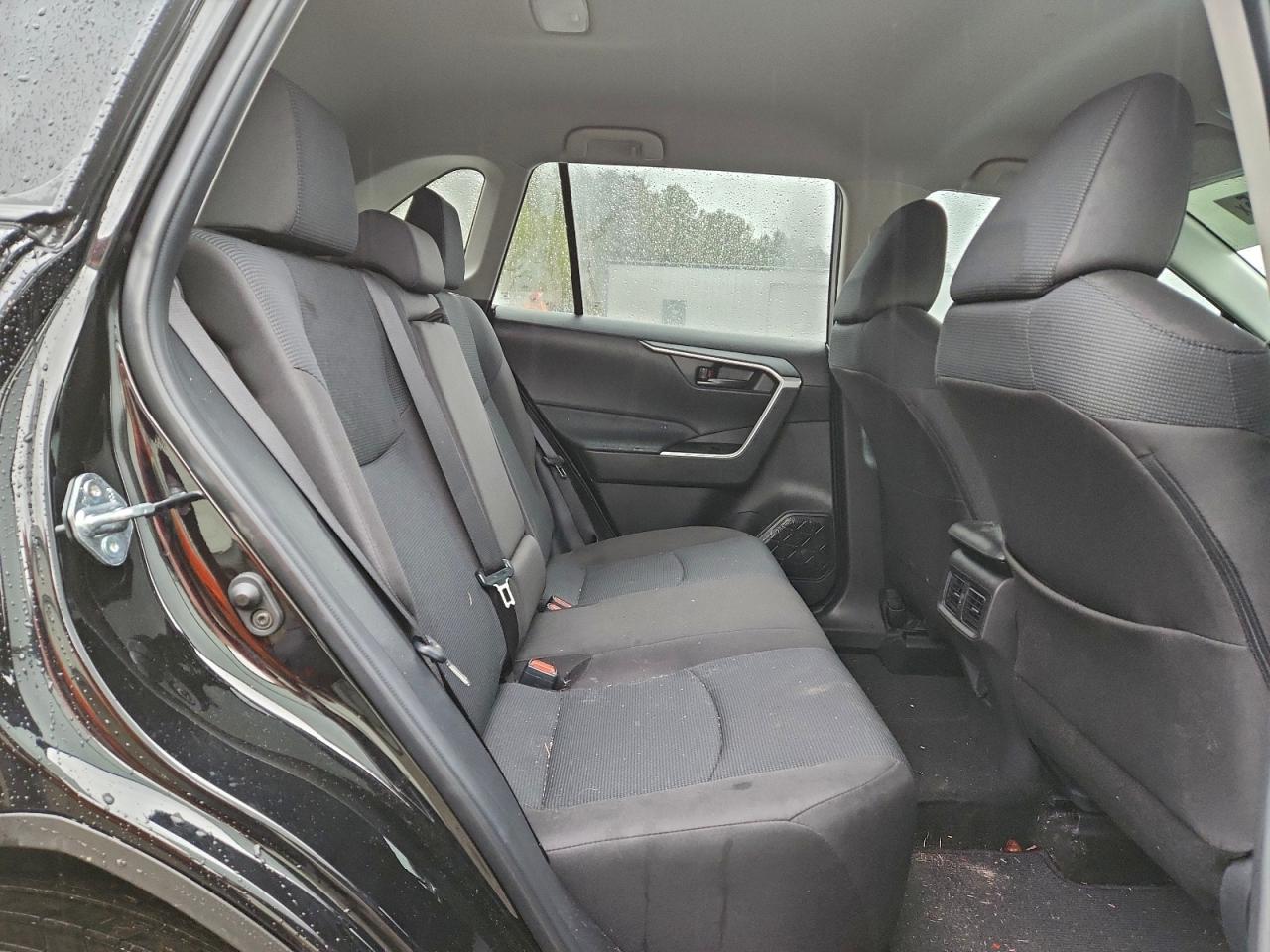 2025 Toyota Rav4 Le VIN: 2T3H1RFV8SW422135 Lot: 93648345