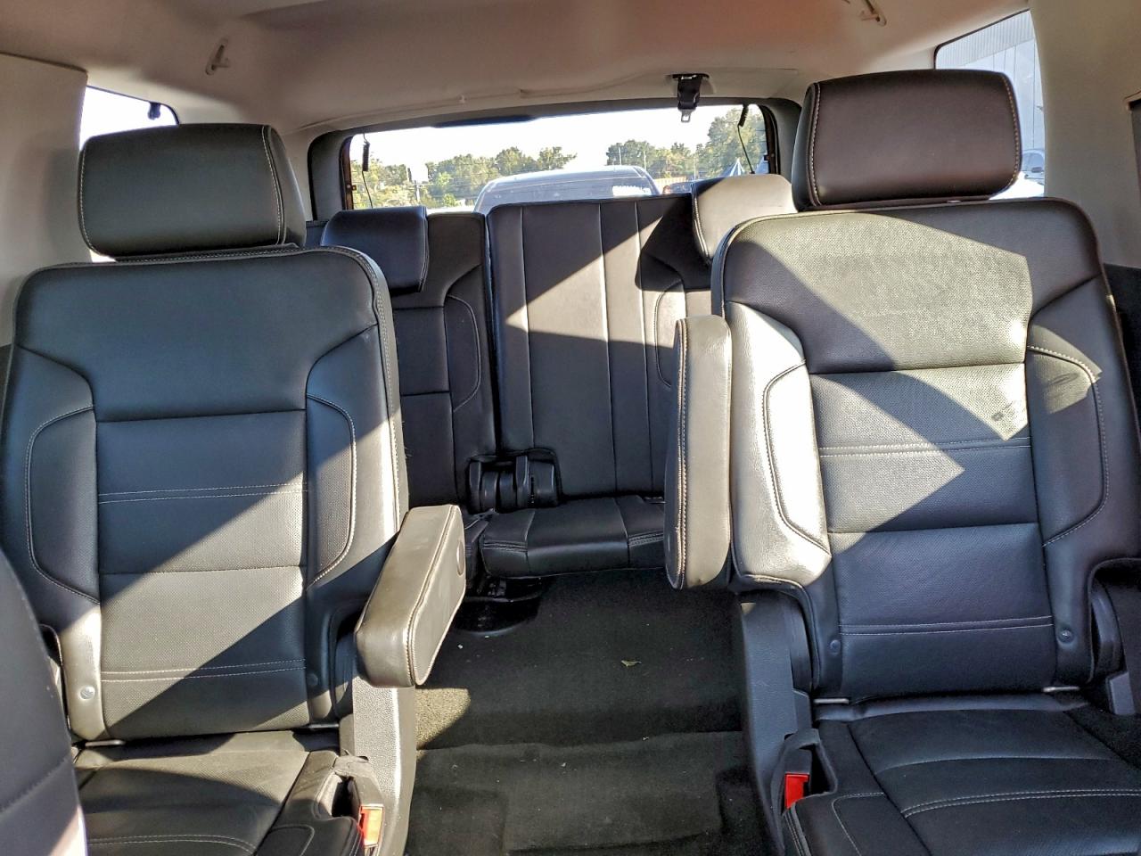 2016 GMC Yukon Denali VIN: 1GKS1CKJ4GR247061 Lot: 92978255