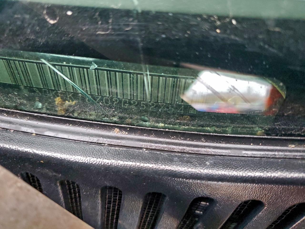 2002 GMC Yukon Xl K1500 VIN: 3GKFK16Z02G252754 Lot: 93785575