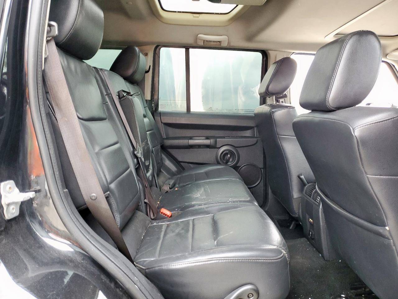 2008 Jeep Commander Sport VIN: 1J8HG48K78C203711 Lot: 93274305