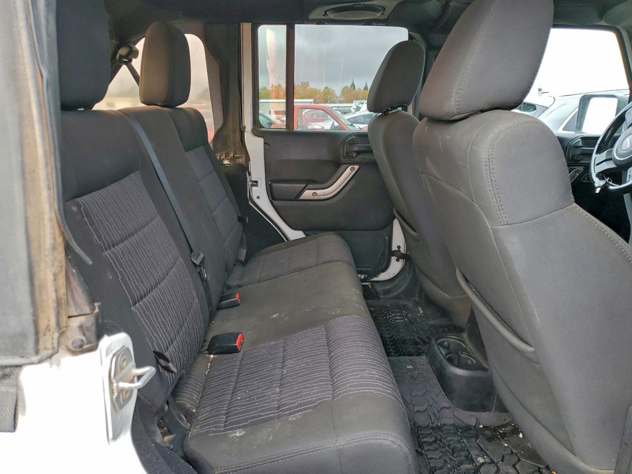 2011 Jeep Wrangler Unlimited Rubicon VIN: 1J4BA6H15BL632803 Lot: 93819135