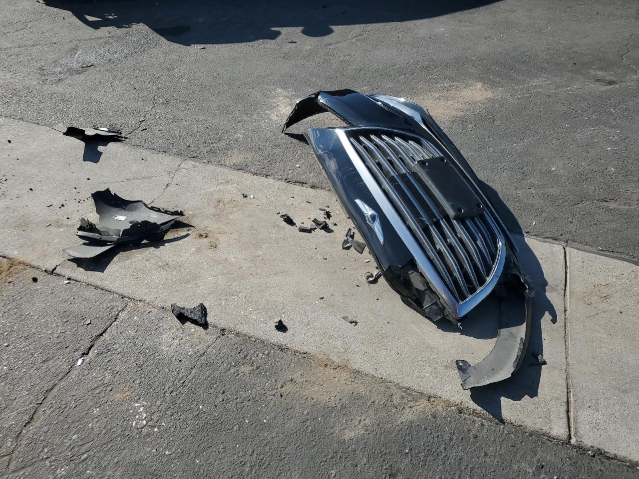 2018 Genesis G80 Base VIN: KMHGN4JE0JU216860 Lot: 92716875