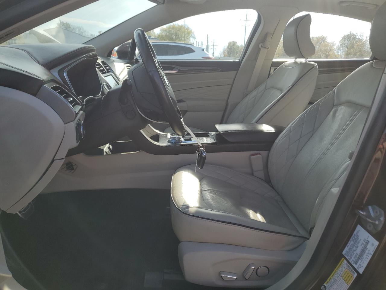 2017 Ford Fusion Titanium VIN: 3FA6P0K95HR371948 Lot: 90916325