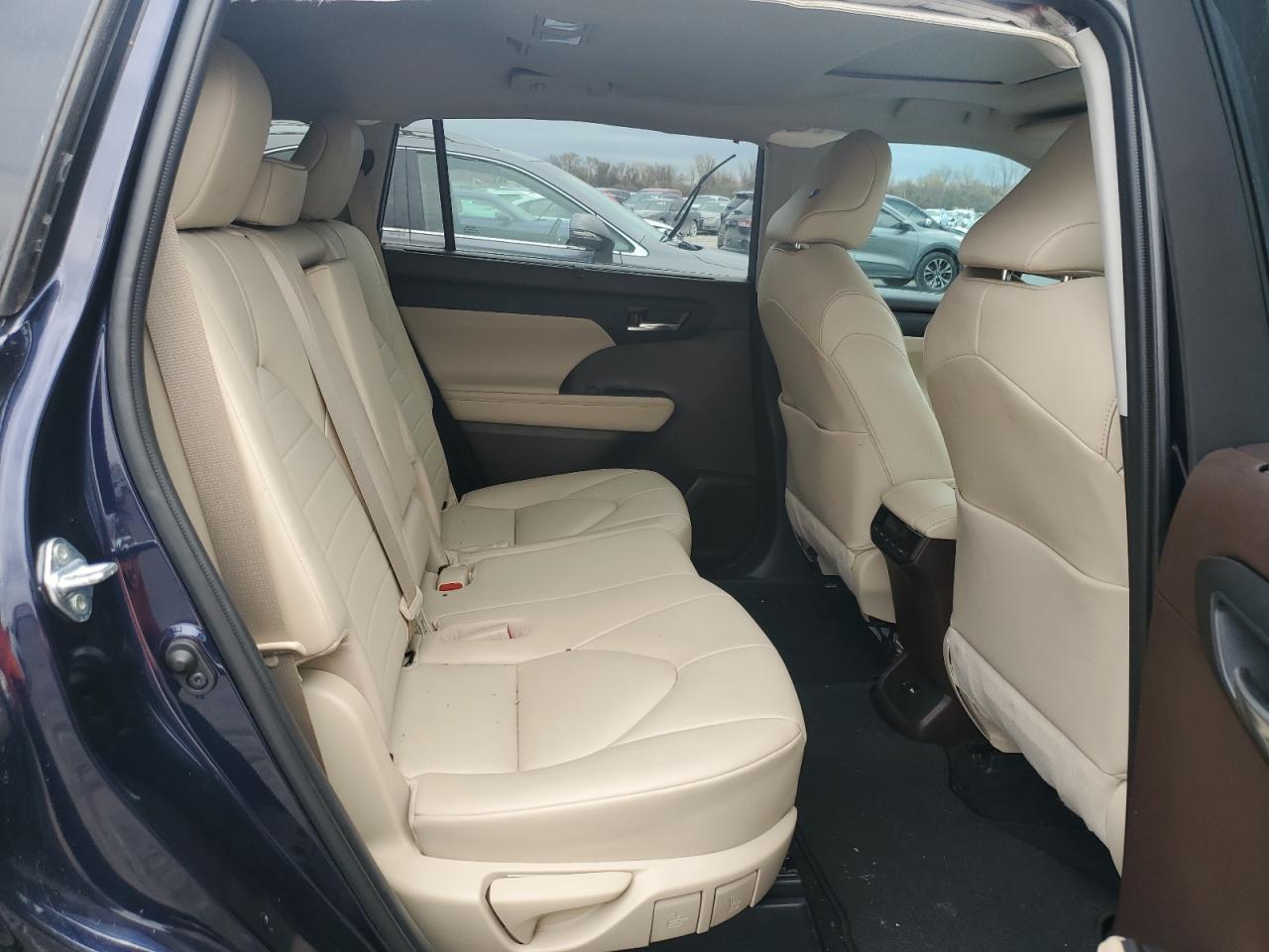 2021 Toyota Highlander Xle VIN: 5TDGZRAH6MS053592 Lot: 93551845