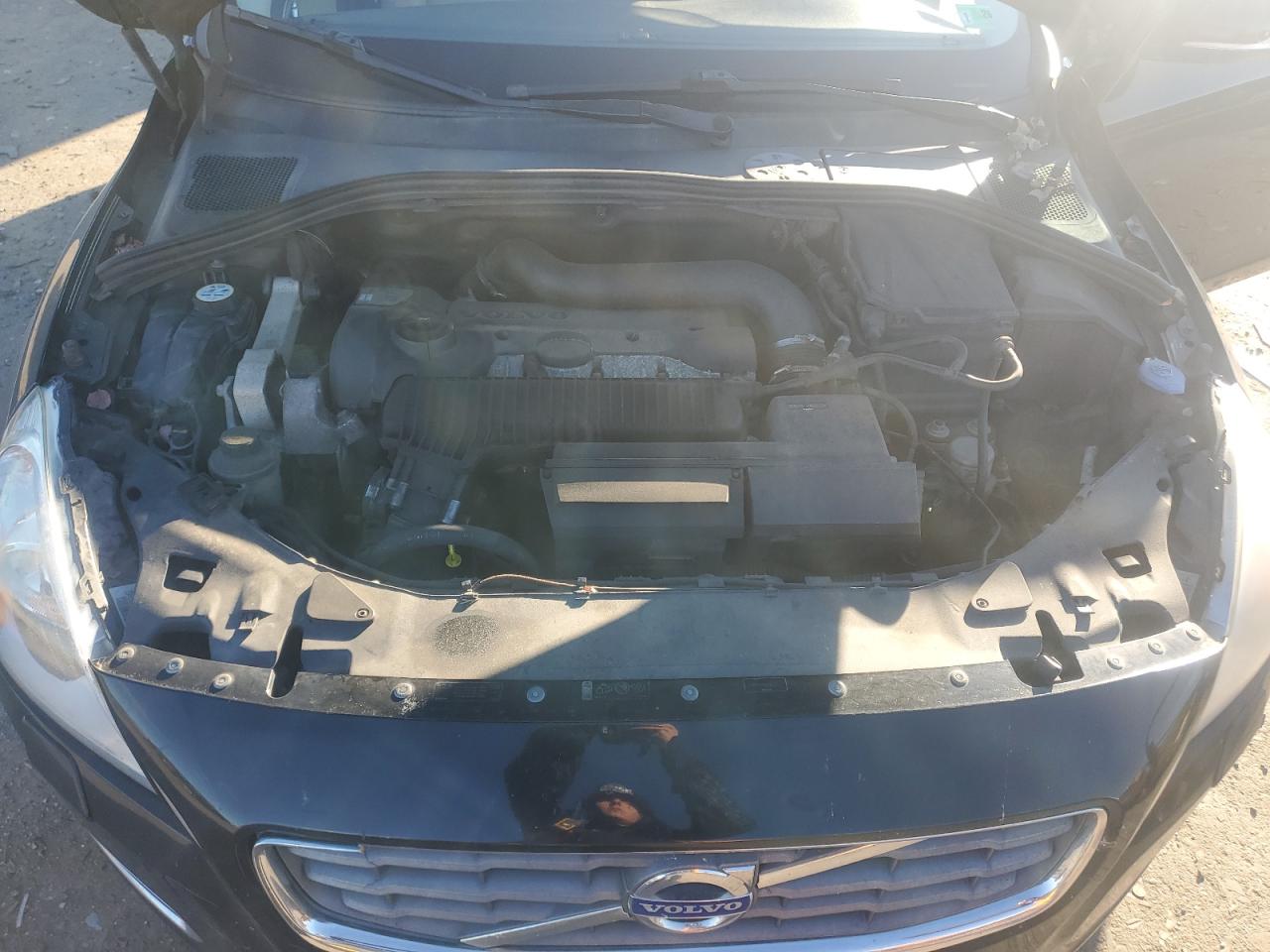 2012 Volvo S60 T5 VIN: YV1622FS9C2121220 Lot: 92278275