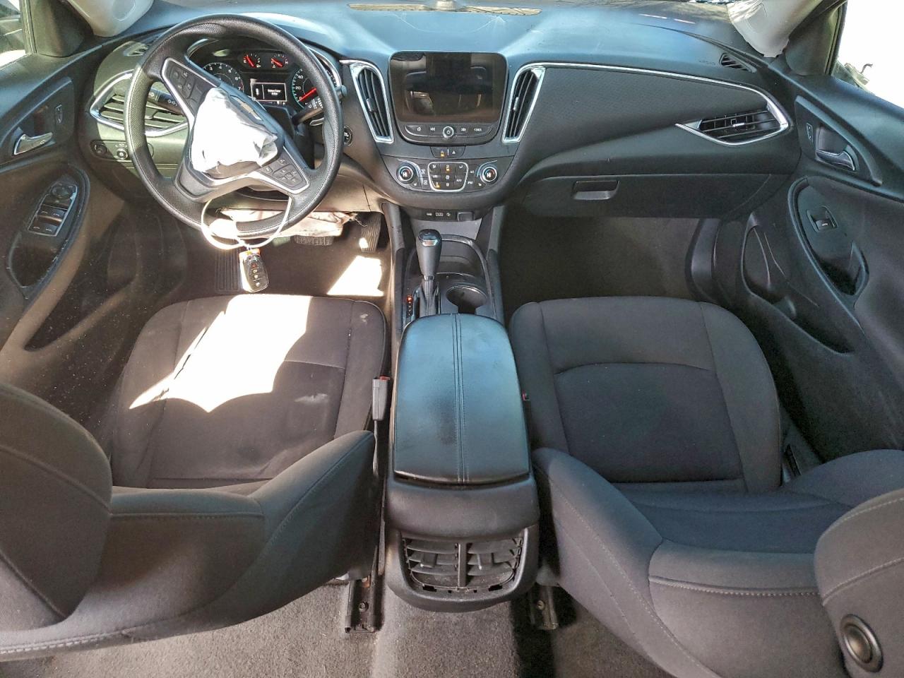 2020 Chevrolet Malibu Lt VIN: 1G1ZD5ST1LF082461 Lot: 94689875