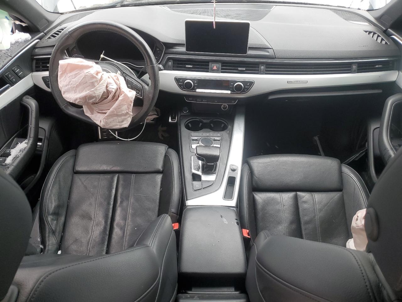 2017 Audi A4 Prestige VIN: WAUFNBF46HN062922 Lot: 92577395