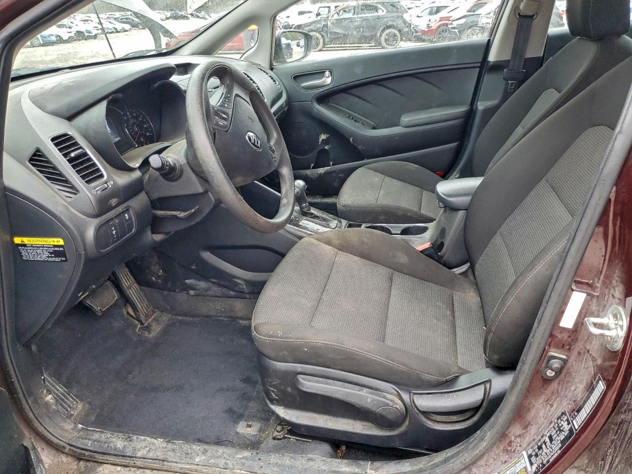 2018 Kia Forte Lx VIN: 3KPFK4A74JE268209 Lot: 91287415