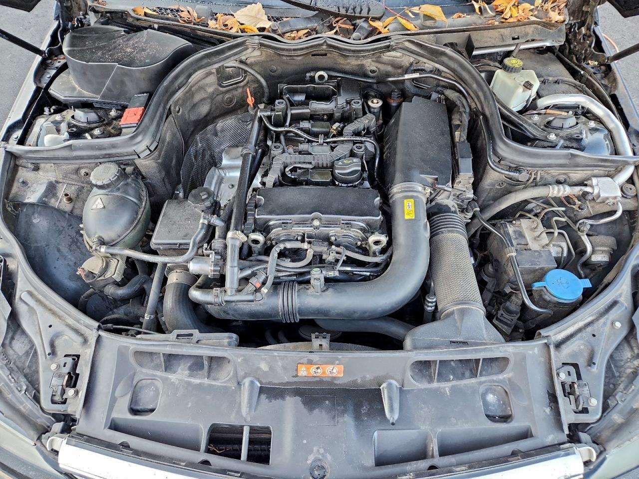 2012 Mercedes-Benz C 250 VIN: WDDGF4HB4CA609364 Lot: 94113335