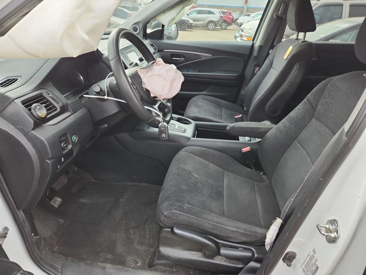 2021 Honda Pilot Lx VIN: 5FNYF5H14MB005608 Lot: 91439175