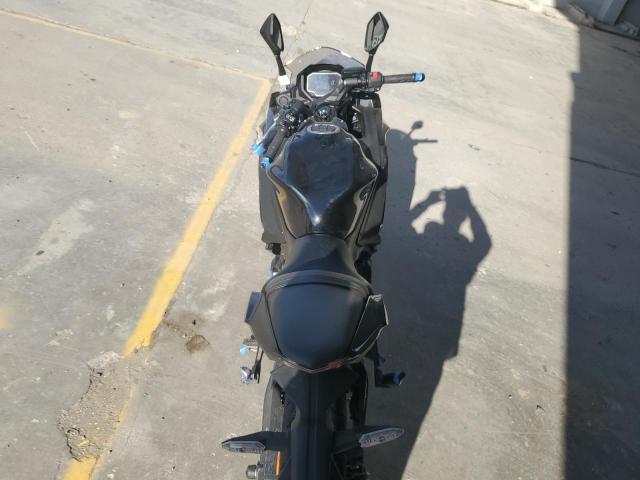 2025 KAWASAKI EX650 R  