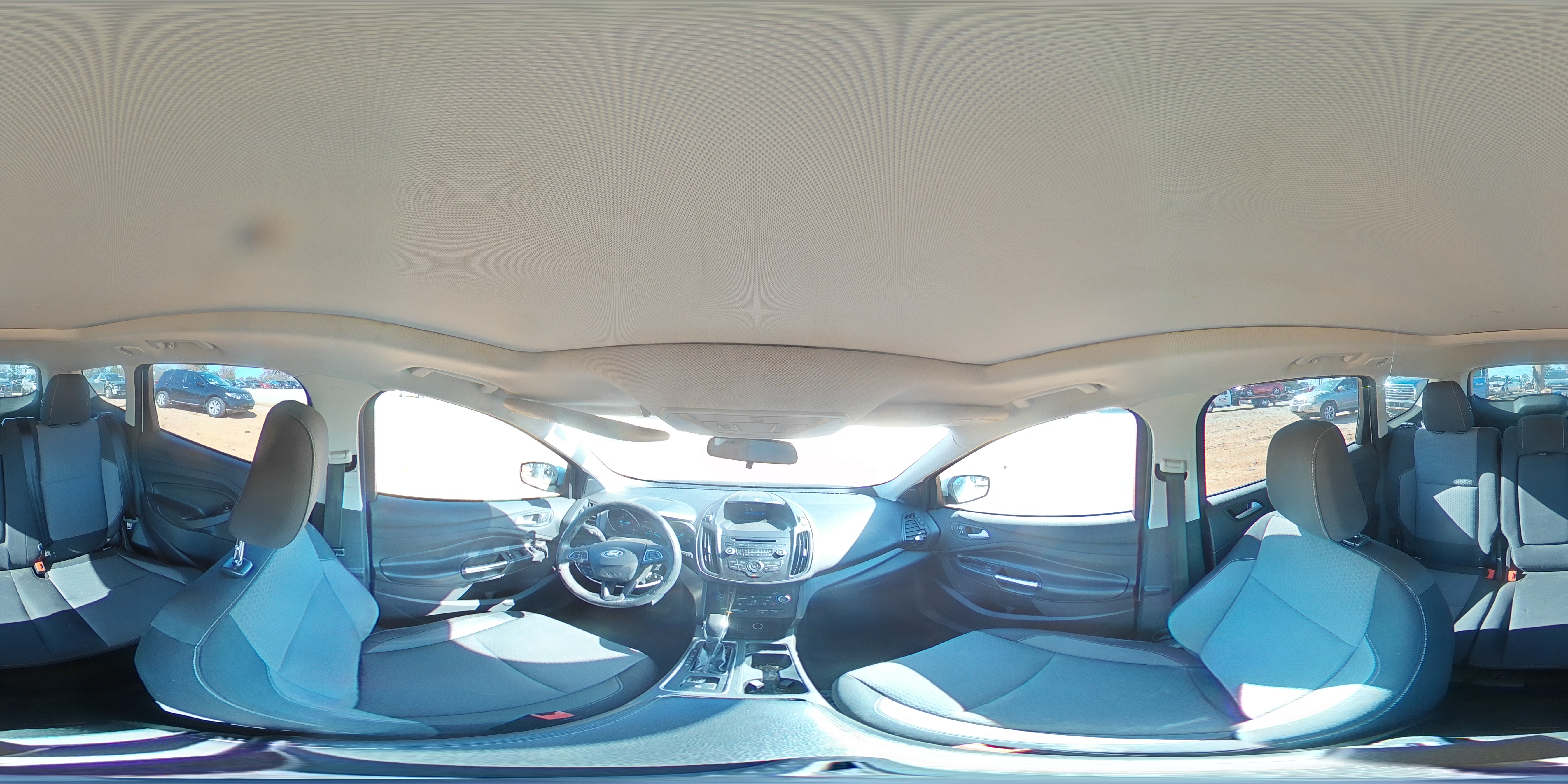 2018 Ford Escape Se VIN: 1FMCU0GD4JUB15359 Lot: 92489915