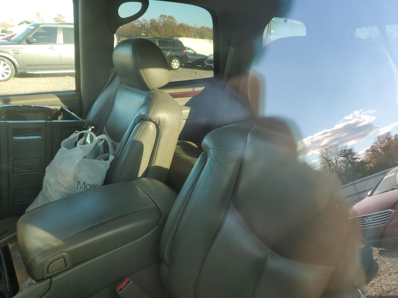 2006 Cadillac Escalade Luxury VIN: 1GYEK63NX6R107162 Lot: 89442275