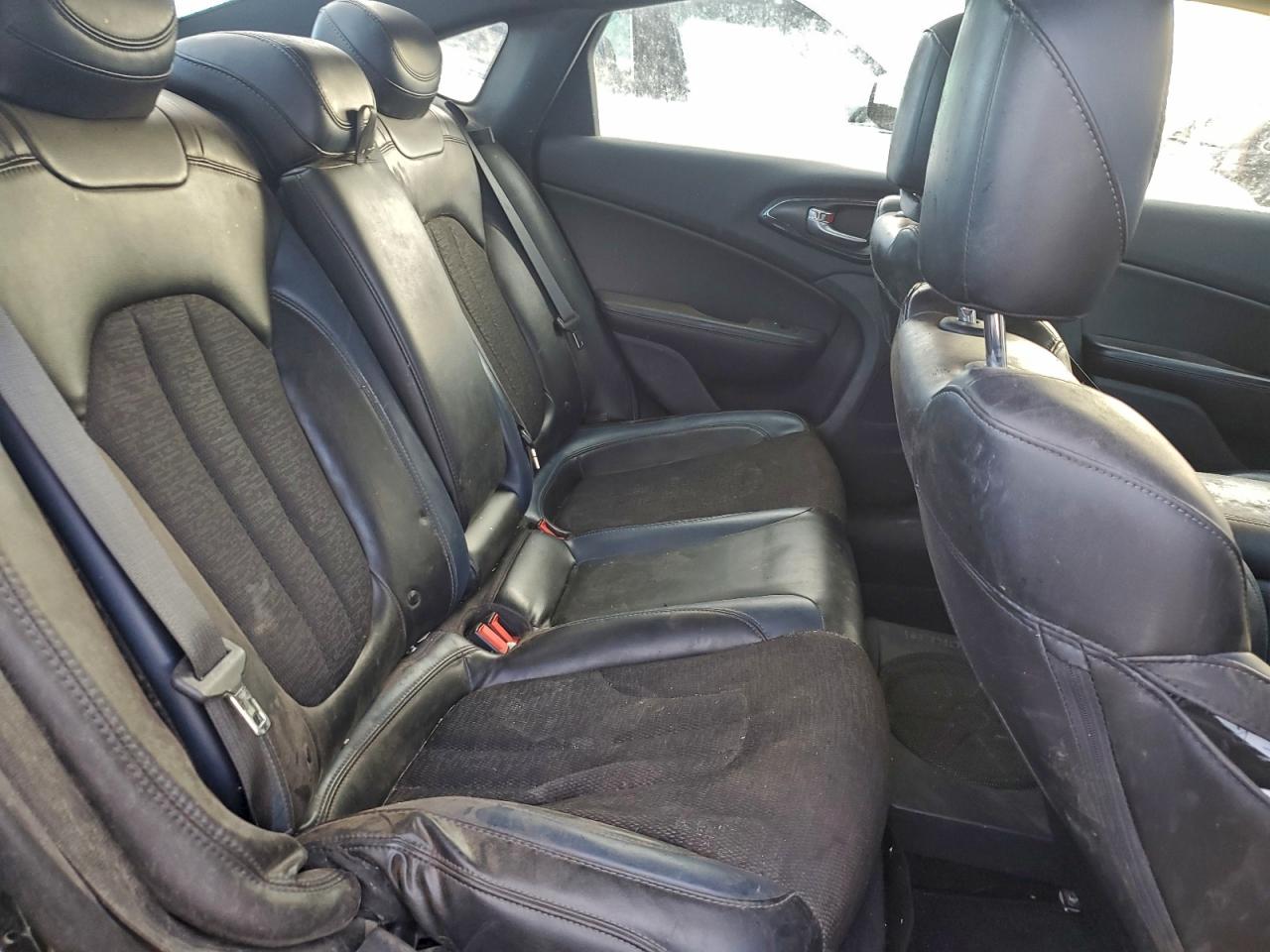 2016 Chrysler 200 S VIN: 1C3CCCDG7GN176381 Lot: 93897545